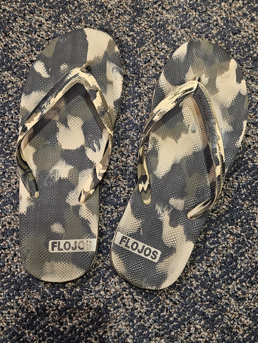FLOJOS Camo Flip Flops - Beige & Olive